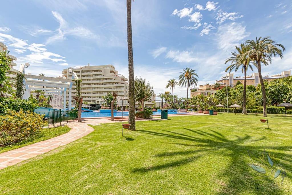 Precioso Apt De 1 Habitacion En Benalbeach Benalmadena Exterior photo