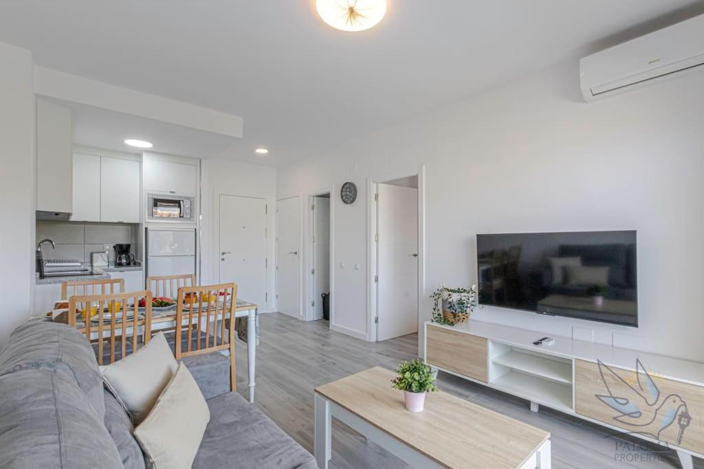 Precioso Apt De 1 Habitacion En Benalbeach Benalmadena Exterior photo